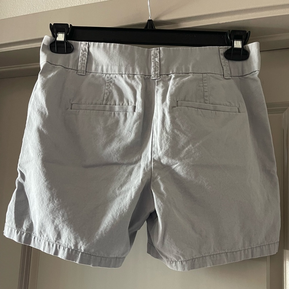 LOFT Light Gray Women's Shorts - Picture 3 of 3